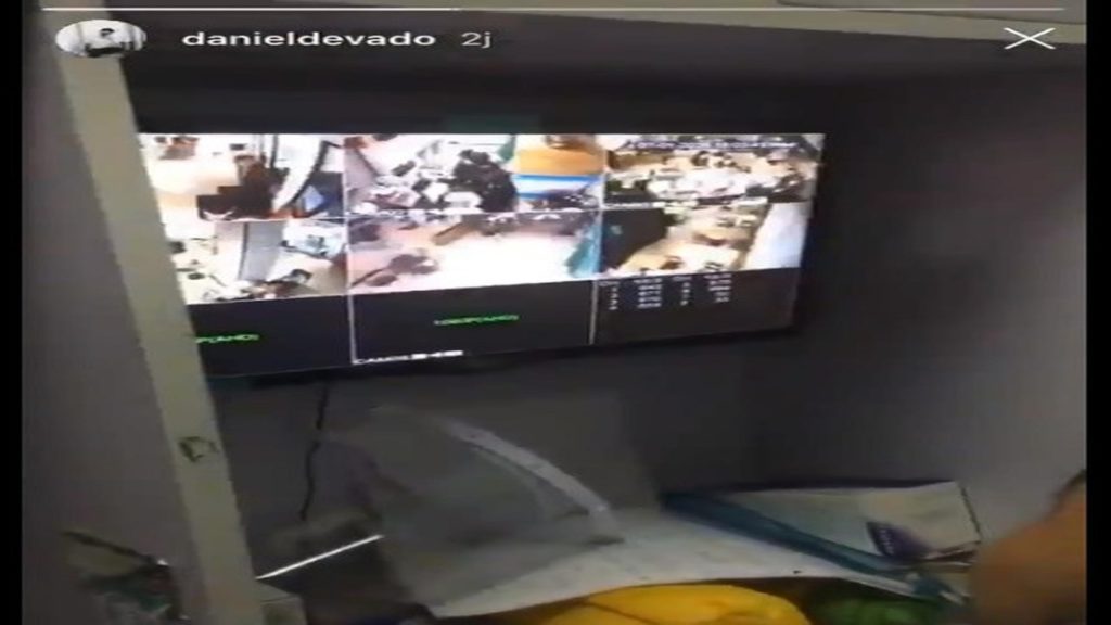 Viral Pegawai Starbucks Intip Tamu Pakai CCTV, Ini 5 Faktanya